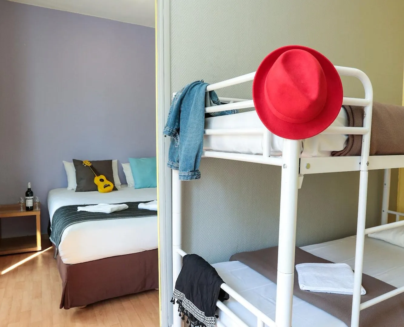 Le Montclair Montmartre By River Paris Hostel