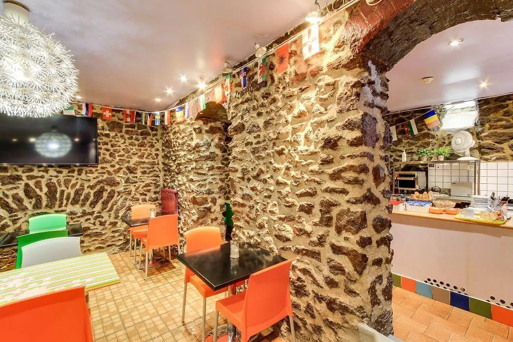 Hostel Le Montclair Montmartre By River Paris