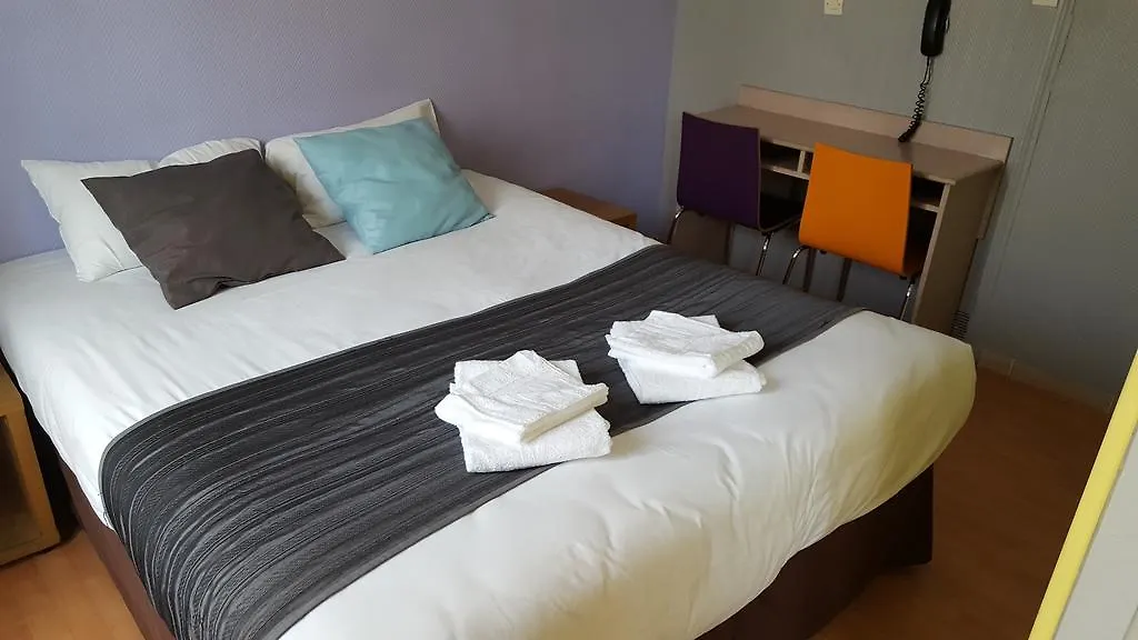 Hostel Le Montclair Montmartre By River Paris