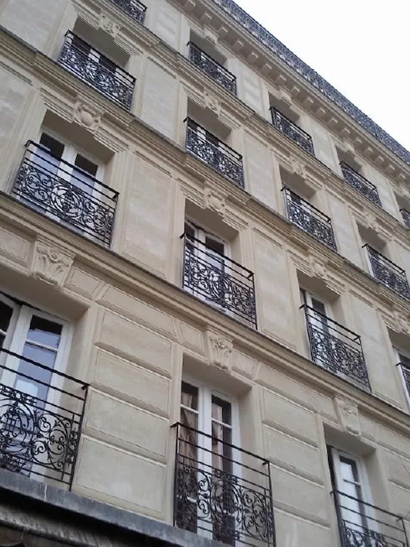 Hostel Le Montclair Montmartre By River Paris