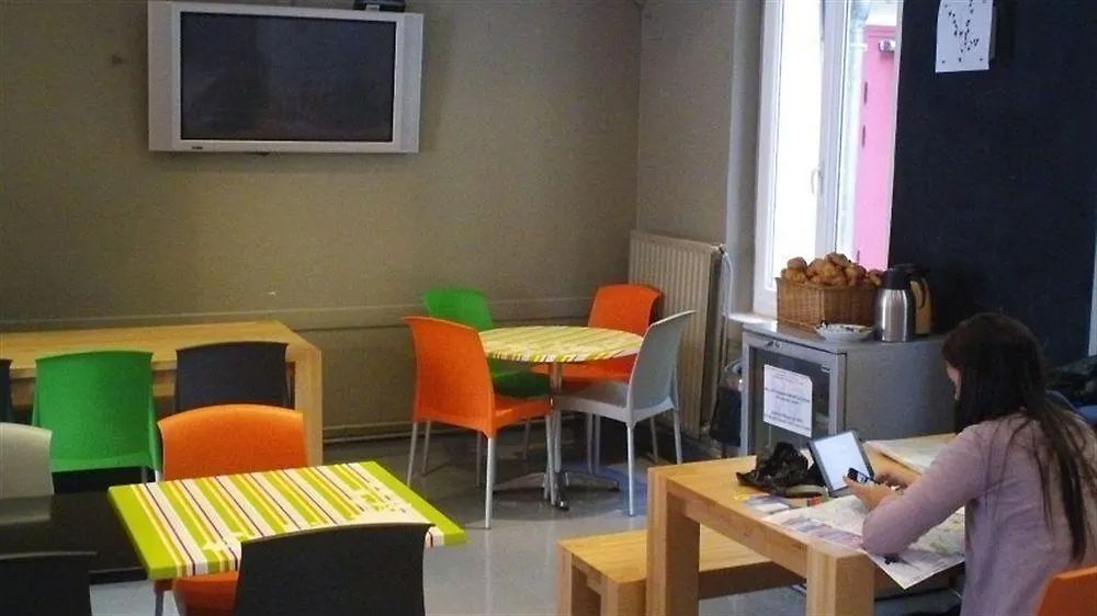 Hostel Le Montclair Montmartre By River Paris Frankreich