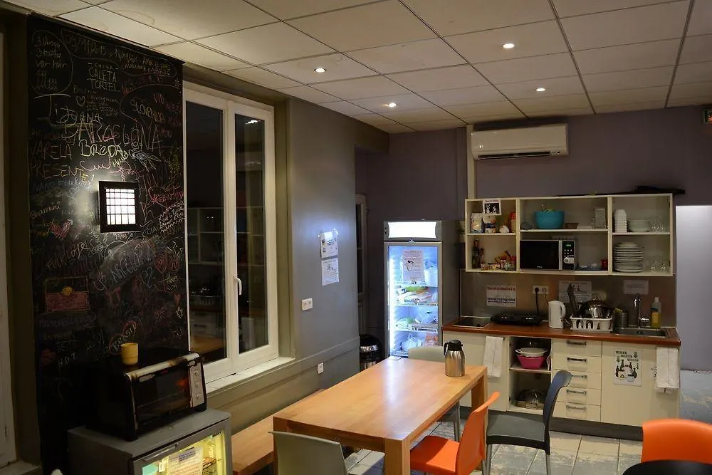 Hostel Le Montclair Montmartre By River Paris